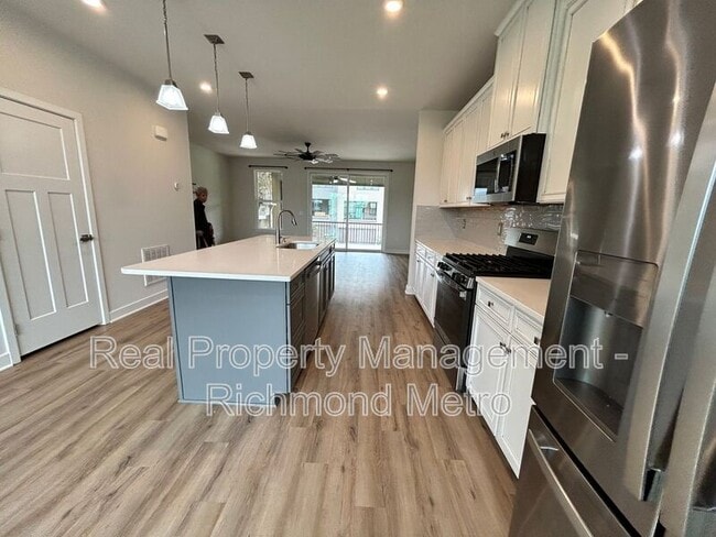 Building Photo - 14361 Revelry Blvd