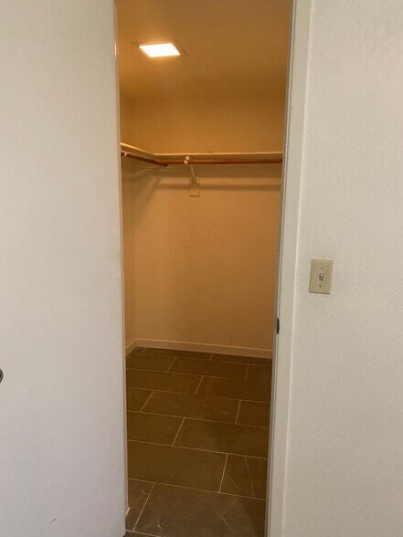 Building Photo - 4439 N 85th Dr