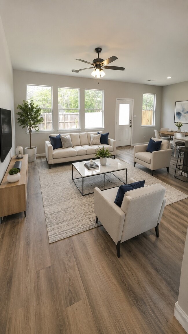 Building Photo - 17242 Oakwood Chase Dr