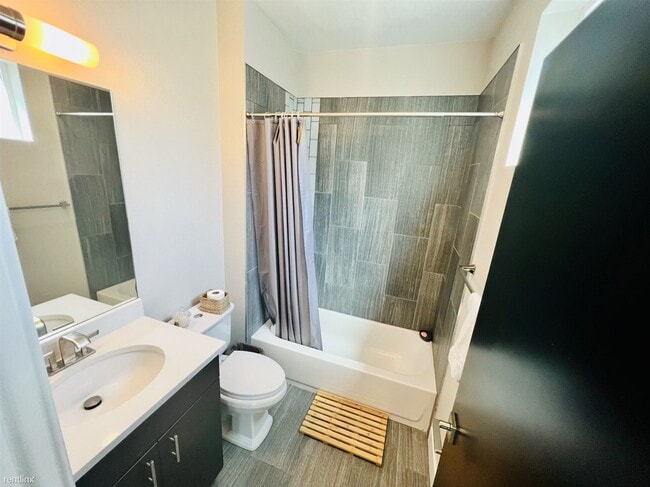 Building Photo - 3 br, 3 bath Townhome - 5743 West 17th Avenue