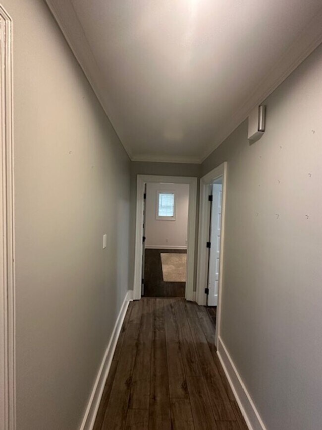 Building Photo - Stunning 5-Bedroom Home in Germantown-Spac...