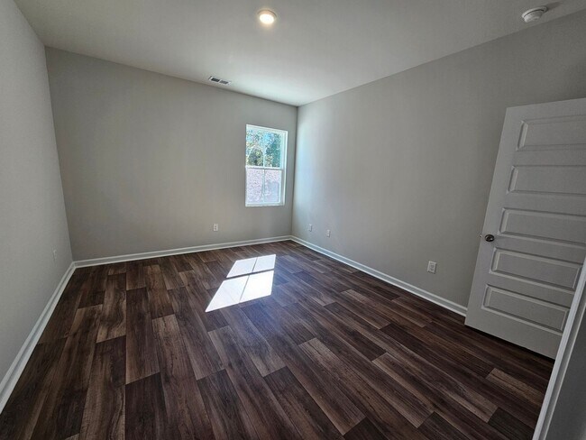 Building Photo - 2033 Wild Indigo Circle NW