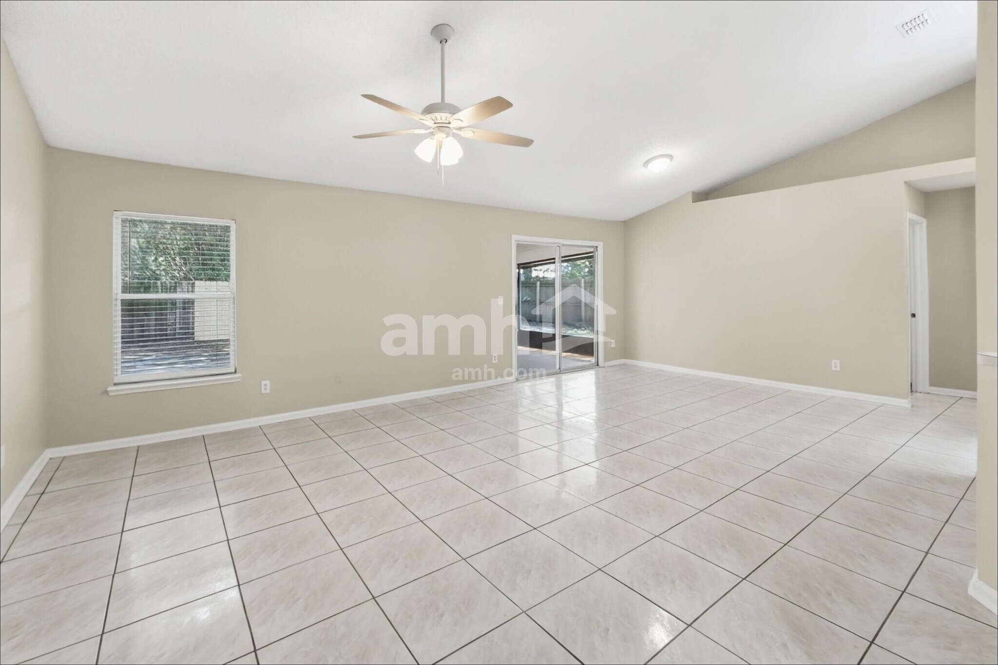Building Photo - 1773 Chandelier Cir E
