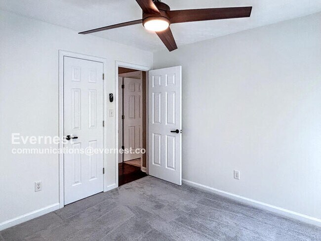 Building Photo - 1535 Heatherton Rd