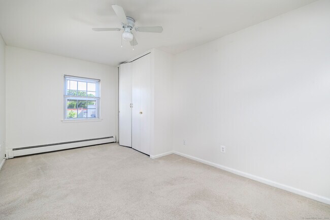 Building Photo - 398 Courtland Ave