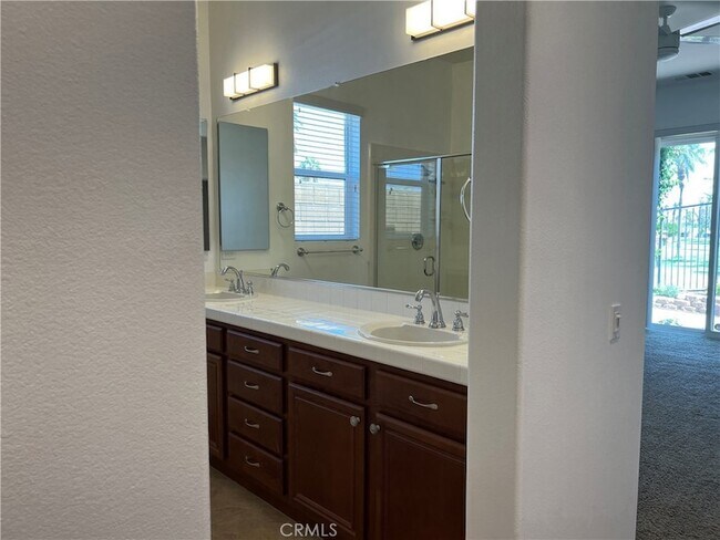 Building Photo - 77184 California Dr