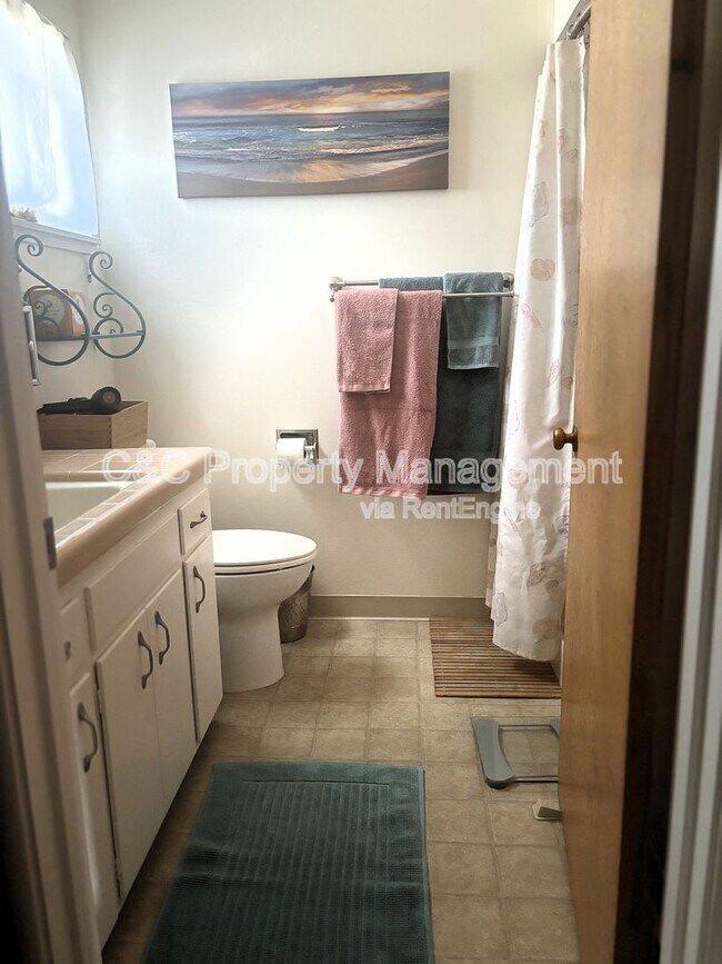 Building Photo - 100 Fairfax Ct