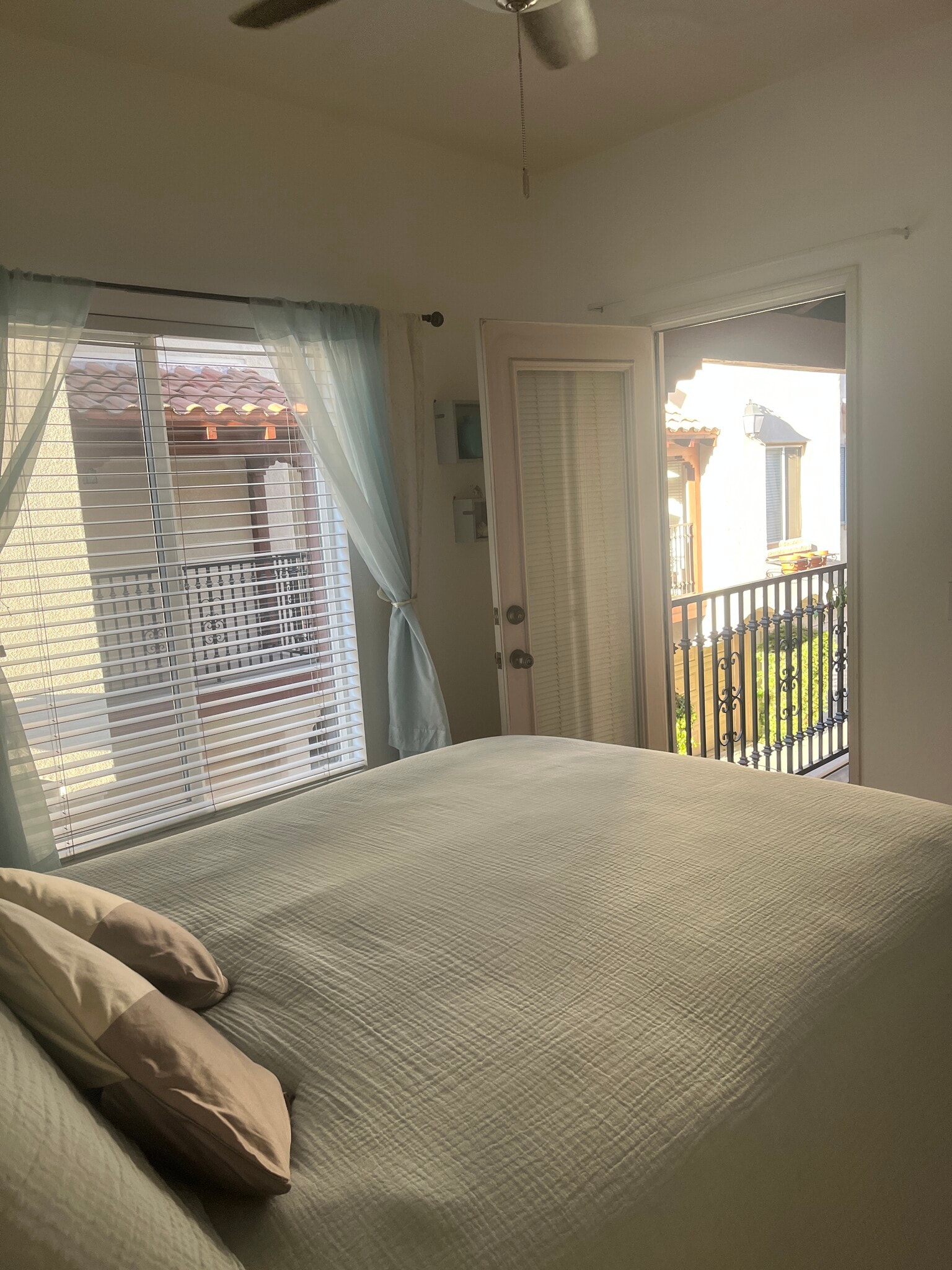 Second floor bedroom with attached balcony - 184 N Madison Ave
