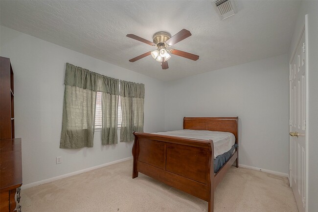 Building Photo - 7302 Colony View Ln