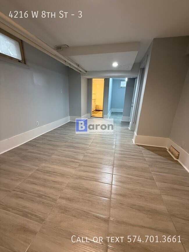 Building Photo - 4216 W 8th St