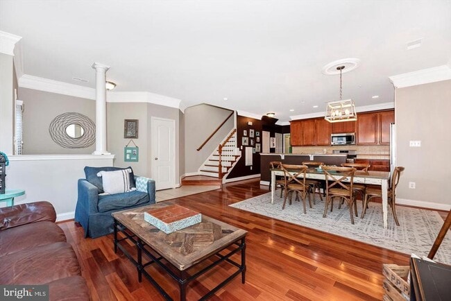 Building Photo - 10202 Woodthrush Dr
