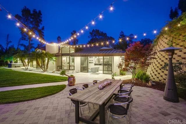 Building Photo - 1402 Rancho Serena