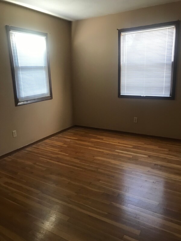 Building Photo - 3468 SE Crestwater Dr