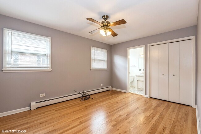 Building Photo - 2605 N 72nd Ct