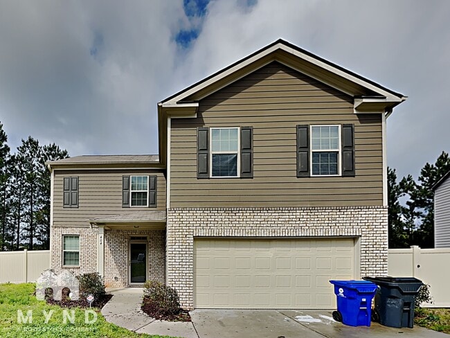 Primary Photo - 404 Lake Ridge Ln