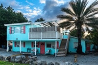 Building Photo - 205 Coral Rd