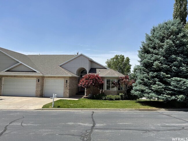 Building Photo - 4100 Sqft Gorgeous Home with Amazing Temple and Valley Views