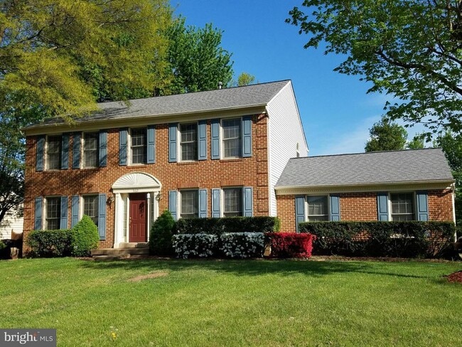 Building Photo - 9621 Bainbridge Ct
