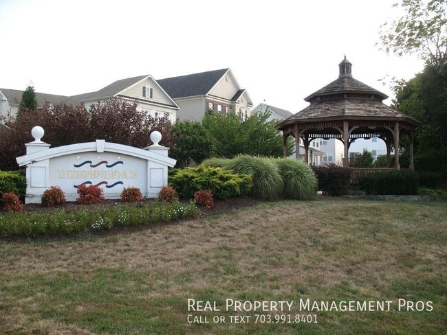Building Photo - 12005 Kemps Landing Cir