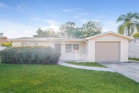 Building Photo - 1050 Normandy Blvd
