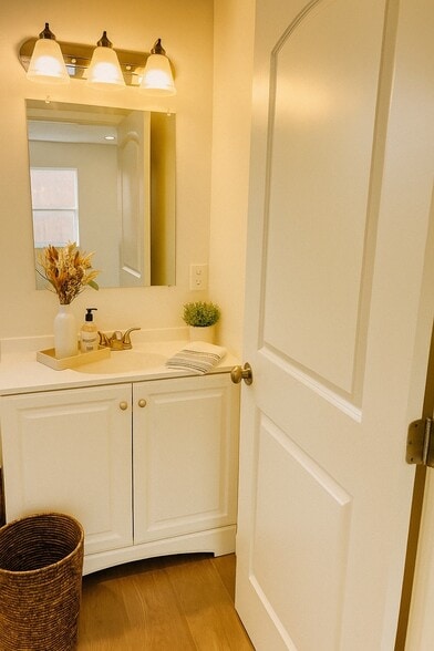 Staged Bathroom - 636 E 87th St