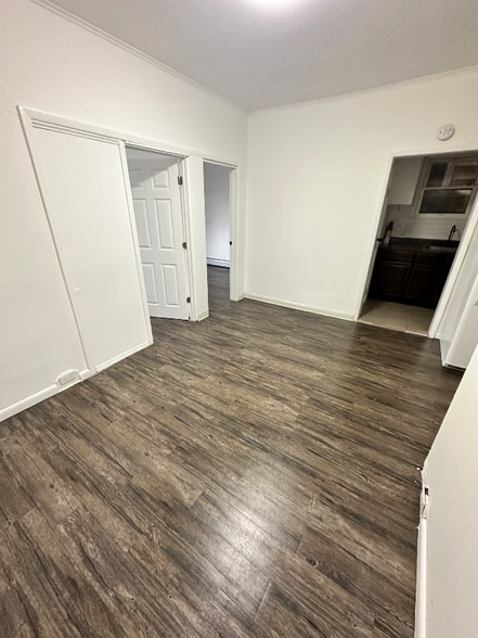 Building Photo - 225 Burgess Pl