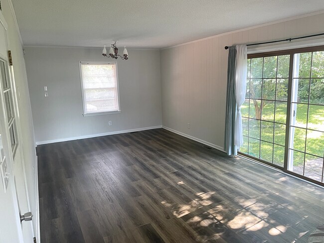 Building Photo - 224 Wood Dale Dr