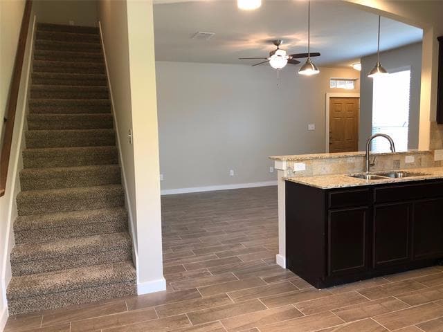 Building Photo - 1023 Skyview Ct