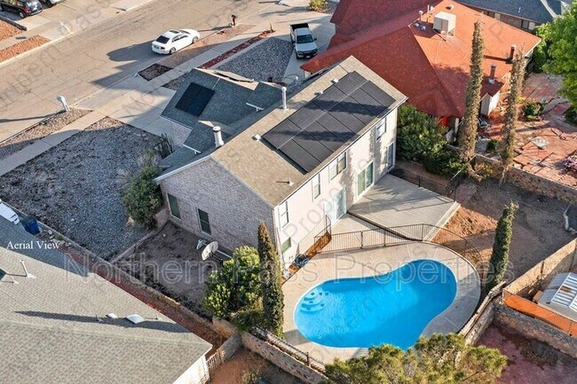 Building Photo - 637 Woodcrest Ln