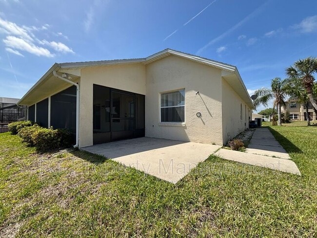 Building Photo - 20 Clarendon Ct N