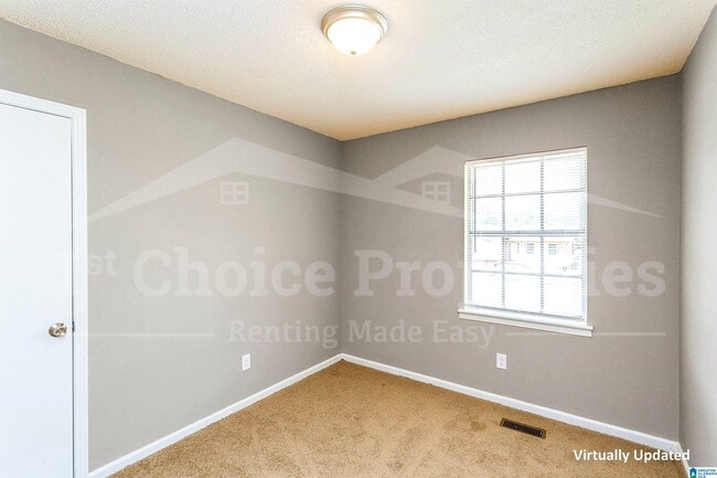 Building Photo - 4021 Debby Dr