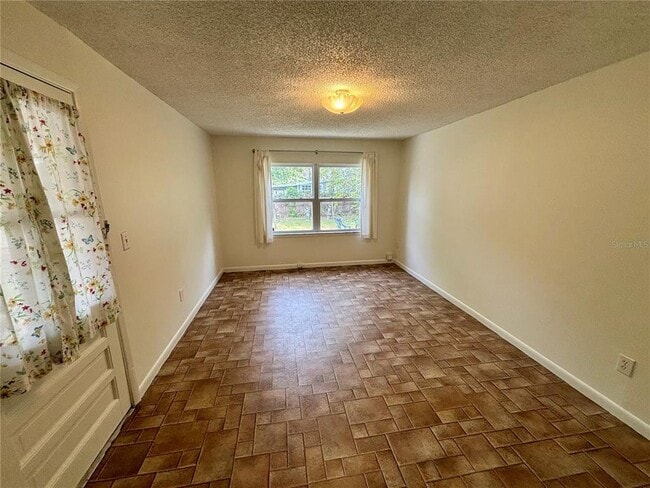 Building Photo - 1219 Lake Highland Dr