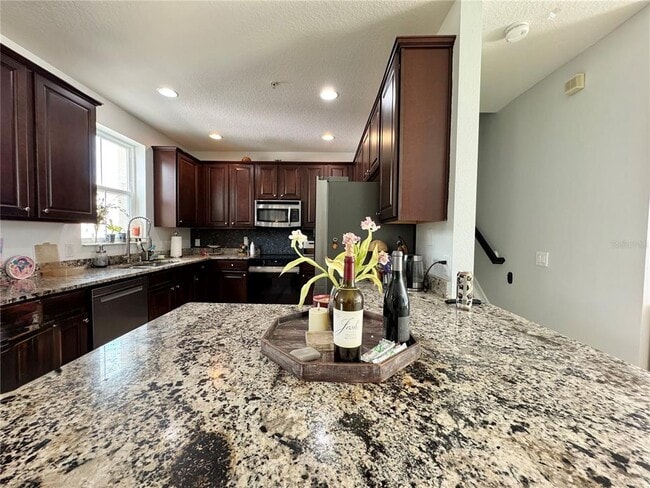 Building Photo - 1191 Bolton Pl