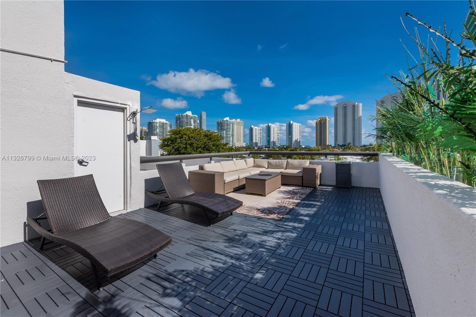 Building Photo - 408 Poinciana Island Dr