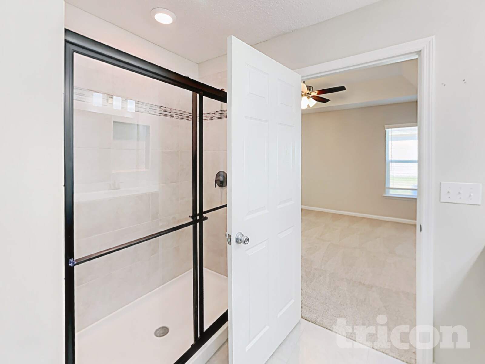 Building Photo - 8096 Hind Wy