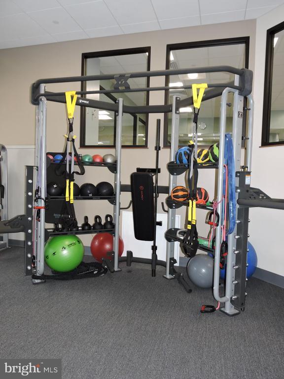 Building Photo - 1420 Locust St