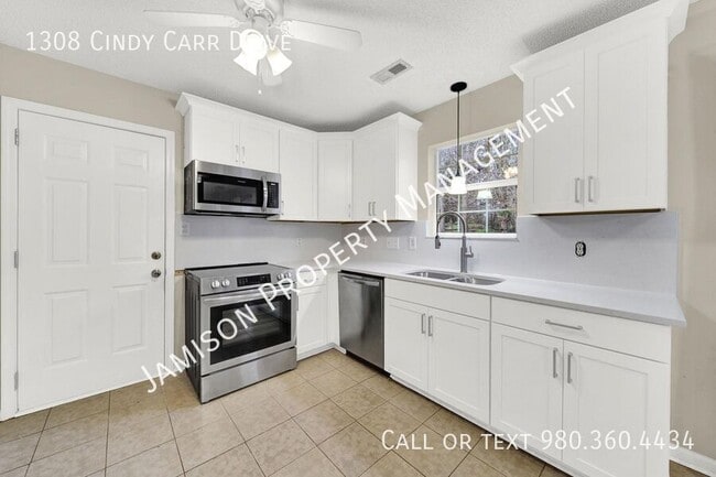 Building Photo - 1308 Cindy Carr Dr