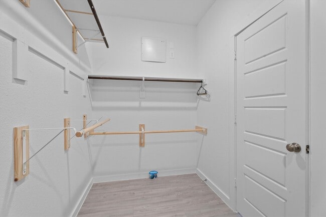 Building Photo - 713 Ivory Crk Ct