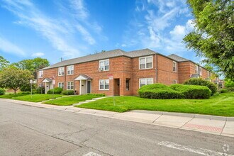 Building Photo - $2,195 - Updated 2 bed/1 bathroom Denver C...