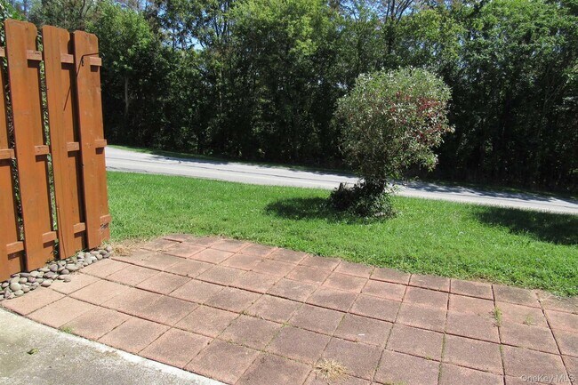 Building Photo - 34 Alpine Dr