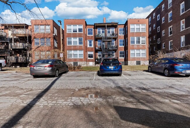 Building Photo - Amazing Washington University / Barnes Hospital Housing