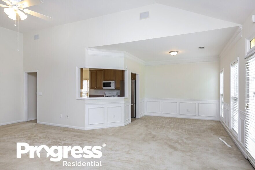 Building Photo - 747 Edgeley Ln