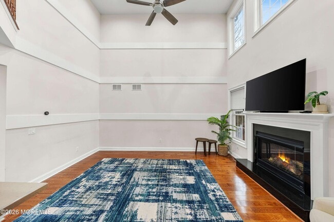 Building Photo - 2 Gonzalez Dr