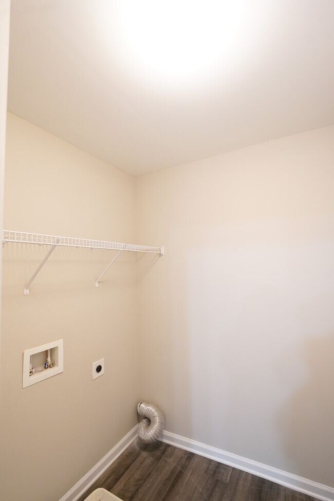 Building Photo - Coming Available!