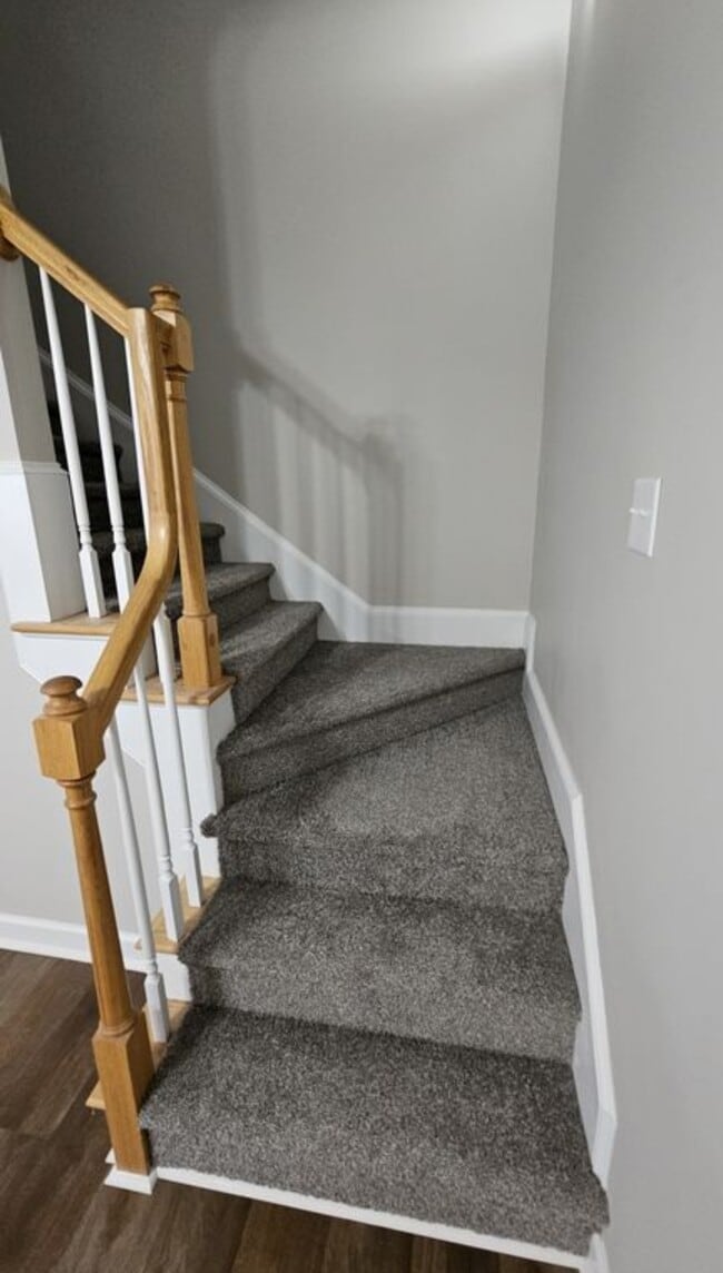 Building Photo - 412 Morning Star Dr