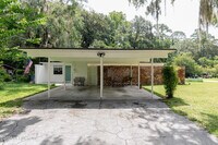 Building Photo - 1345 Orange Cir S