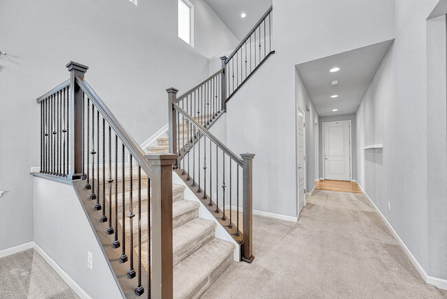 Building Photo - $2,950.00 - 3 Bedrooms, 2.5 Bathrooms, Single Family Home in Circle Rock with Cozy Fireplace!