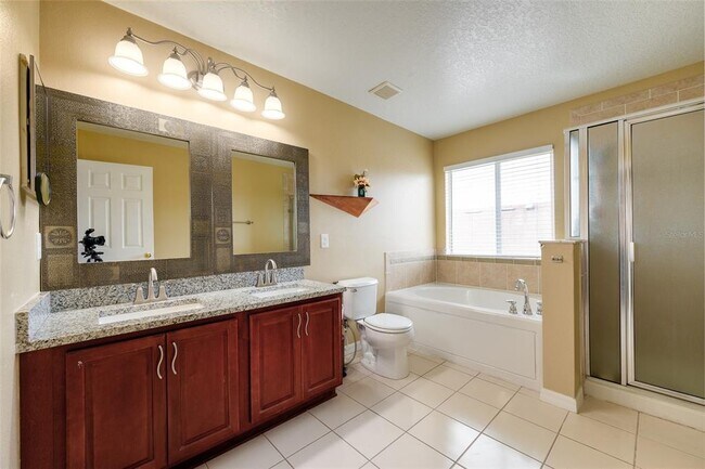 Building Photo - 207 Black Springs Ln