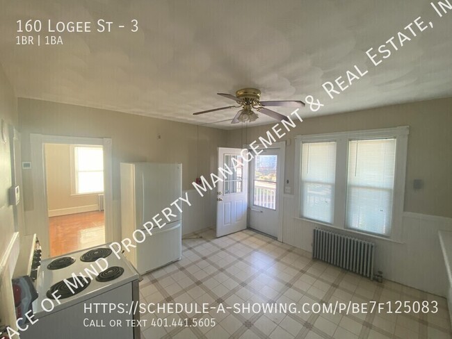 Building Photo - 1 bedroom/1 bath on 2nd floor for $1600 in...