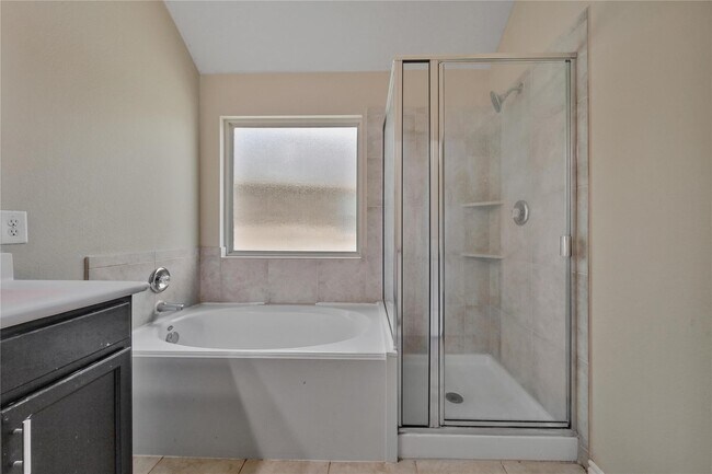 Building Photo - 3602 Goldleaf Trail Dr